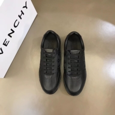 Givenchy Sneakers